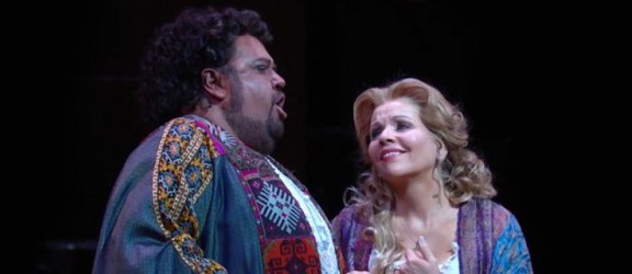 Desdemona i Otello w operze 