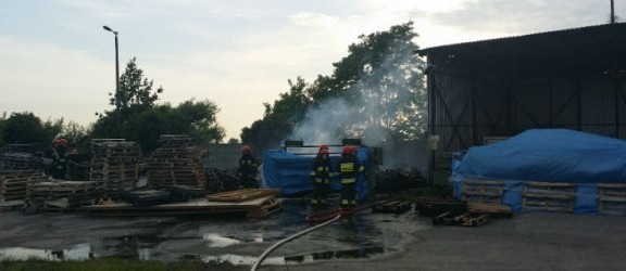 Pożar w zakładzie Home Concept przy ul. Piławskiej