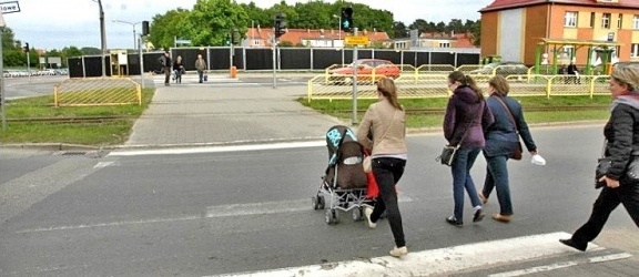 Mieszkańcy chcą zielonej fali na przejściach dla pieszych