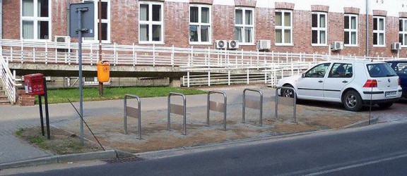 Gdzie w Elblągu staną kolejne stojaki rowerowe? Ruszają konsultacje