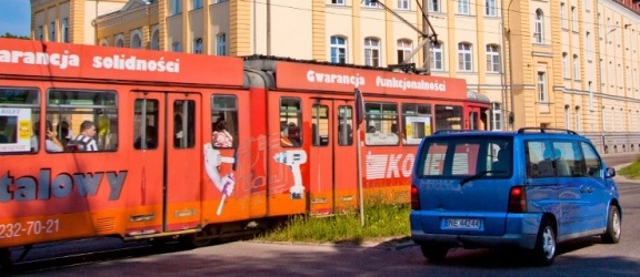Reklamy wracają na tramwaje? Spółka wyjaśnia