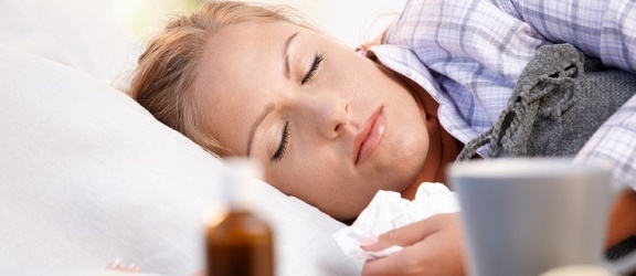 Sanepid: zaszczep się i kichaj na grypę