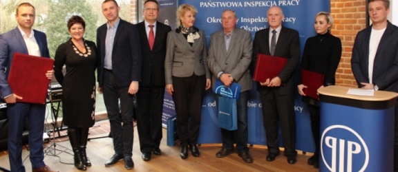 Elbląskie firmy nagrodziła inspekcja pracy z Olsztyna 
