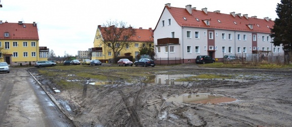 Ulica Słowackiego: dziury w jezdni to nie jedyny problem (+ zdjęcia)