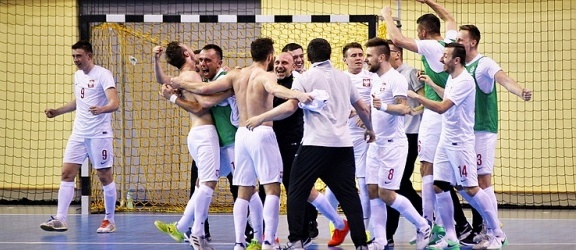 Zwycięski remis Polski z Hiszpanią! Biało-czerwoni w barażach! (+foto)
