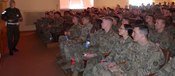 Elbląska żandarmeria wojskowa szkoli żołnierzy NATO