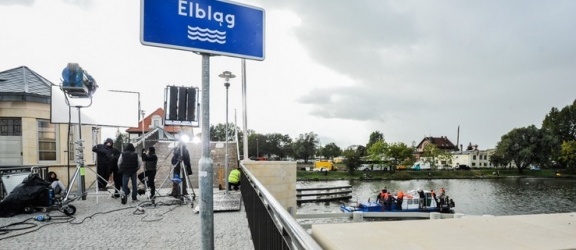 Chce się Ż... na moście w Elblągu (+wideo)