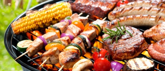 Warzywa zamiast mięsa, gaz zamiast węgla – niekonwencjonalne grillowanie