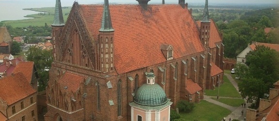 Głosujmy na Wzgórze Katedralne we Fromborku, jako najpiękniejszy zamek w Polsce