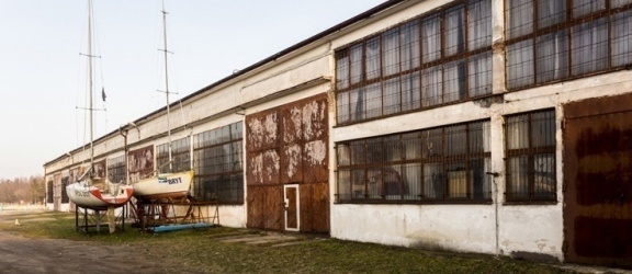 Za prawie 3 miliony złotych elbląska firma wyremontuje hangar Jachklubu przy Radomskiej 