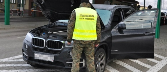 Skradzione w Rosji BMW warte 200 tys. zł odzyskali pogranicznicy 