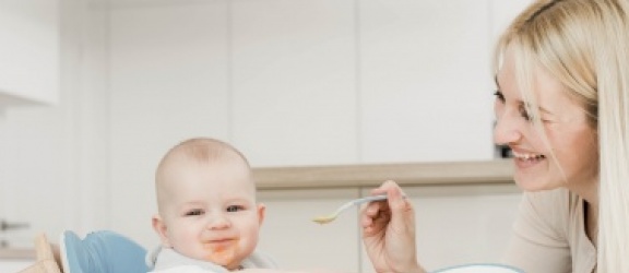 Kiedy zacząć rozszerzenie diety niemowlaka?