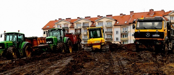 Trwają prace przy budowie Lidla przy skrzyżowaniu ul. Ogólnej i alei Jana Pawła II (+ zdjęcia)