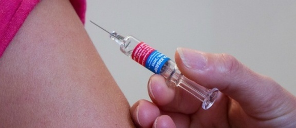 Rezolucja Parlamentu Europejskiego w sprawie uchylania się od szczepień i spadku liczby szczepień w Europie. Dziś głosowanie