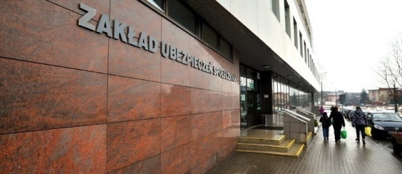 Polacy spędzili rekordową liczbę dni na zwolnieniach lekarskich