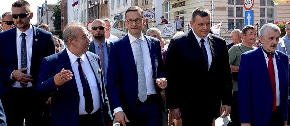 Premier M. Morawiecki : Dzięki parlamentarzystom PiS Elbląg odzyska swoją dawną świetność (+ zdjęcia)