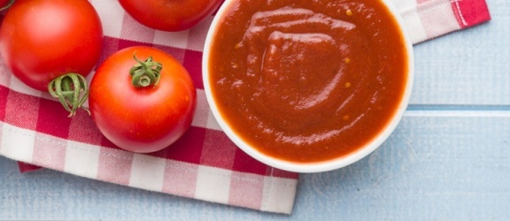 Czy ketchup powinien być składnikiem codziennej diety?