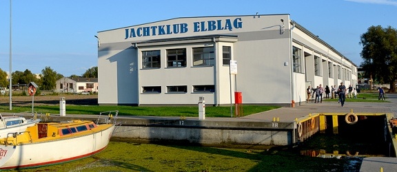 Zmodernizowany hangar Jachtklubu Elbląg to obiekt, z którego żeglarze mogą być dumni (+ zdjęcia)