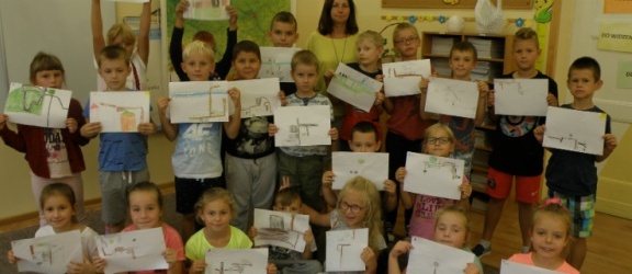 „Sokoliki”, uczniowie klasy II a Szkoły Podstawowej Nr 4 w Elblągu w świecie mapy