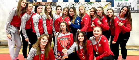 Zwycięstwo MKS Truso Elbląg w X Ogólnopolskim Turnieju Piłki Ręcznej Dziewcząt Karczew Cup 2018