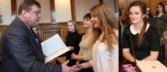 Stypendia prezydenta Elbląga dla gimnazjalistów. Zobacz, kto je otrzymał (+ zdjęcia)