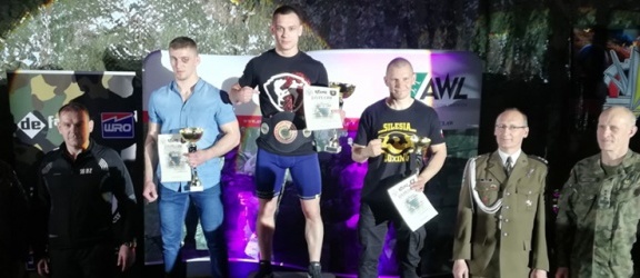 Wielki sukces elblążan i 16 PDZ w ogólnopolskich mistrzostwach MMA