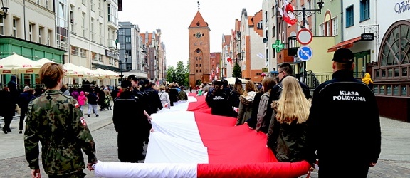 Dzień Flagi Rzeczypospolitej Polskiej w Elblągu (+ zdjęcia)