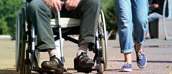 Wyższe świadczenia dla osób niepełnosprawnych i ich opiekunów