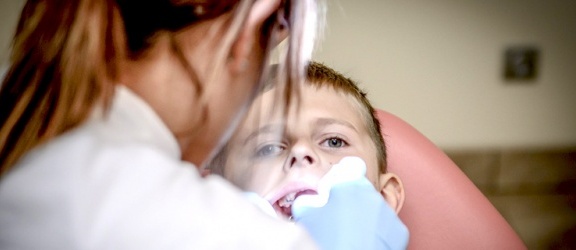 Prawo.pl: od września dentysta w każdej szkole?