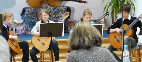Sukces uczniów MDK w wojewódzkim konkursie gitarowym