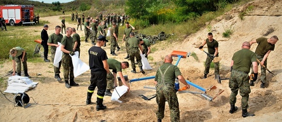 „Pogodowy kryzys 2019”. Wspólne ćwiczenia żołnierzy 43 blp w Braniewie oraz strażaków (+ zdjęcia)