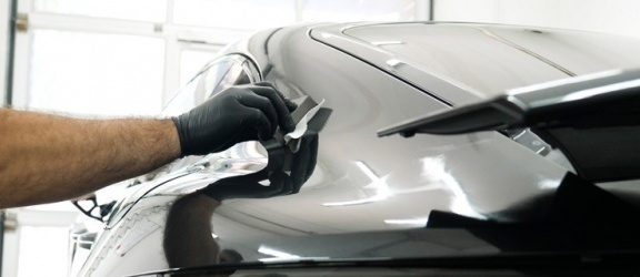 Kosmetyki samochodowe do pielęgnacji karoserii – które warto wybrać?
