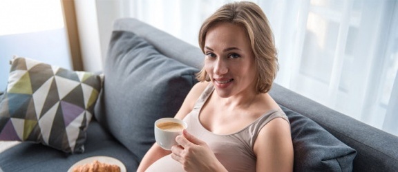 Kawa w ciąży - czy spodziewając się dziecka trzeba zrezygnować z małej czarnej?
