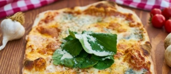 Krótka historia włoskiego przysmaku – jak powstała pizza?