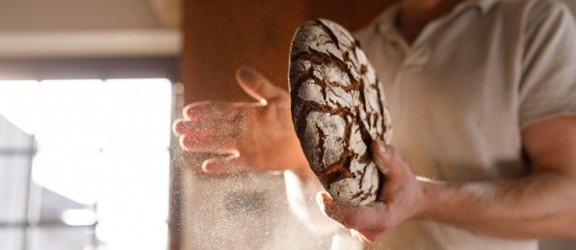 Czym możemy zastąpić chleb pszenny?