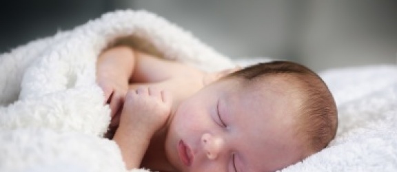 Pościel niemowlęca - czym się kierować przy wyborze?