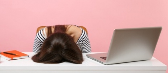 Jak zwalczyć zmęczenie w pracy?