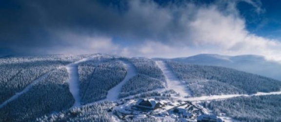 Czeskie Vademecum narciarskie 2021/2022. Oto 5 najlepszych pomysłów na zimowy wypoczynek w Czechach