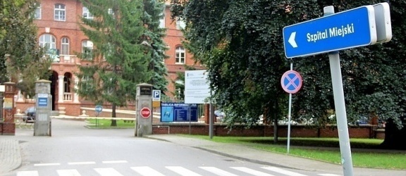 Coraz więcej pacjentów chorych na covid trafia do szpitali w Elblągu i w Braniewie