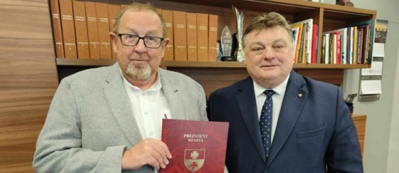 Jacek Nowiński pozostanie dyrektorem Biblioteki Elbląskiej