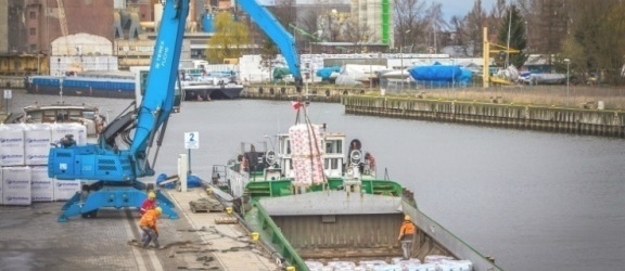 Przełom w sprawie pogłębienia toru wodnego do Portu Elbląg: rząd pokryje koszty