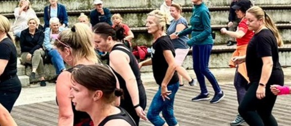 Zacznij wiosnę w rytmie zumby!