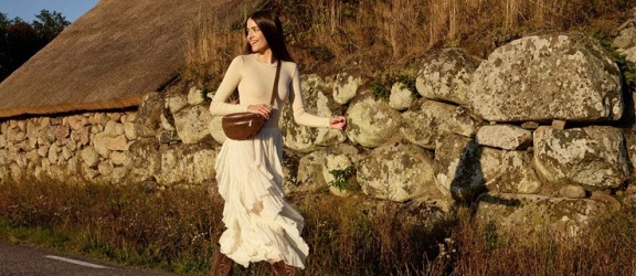 Kozaki na szeroką łydkę – wygoda i elegancja dla każdej sylwetki