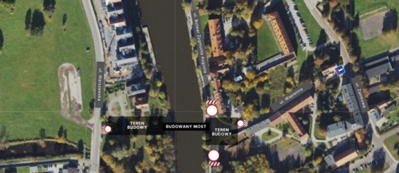 Rusza budowa przeprawy tymczasowej na rzece Elbląg