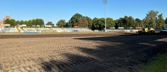 Ruszyła budowa podgrzewanej murawy na stadionie przy ul. Agrykola