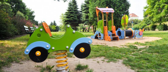 Czy plac zabaw w Parku Dolinka spełnia oczekiwania rodziców i dzieci?