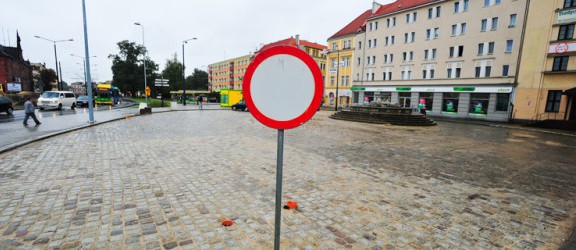 Parking przy Placu Słowiańskim zamknięty. Kierowcy narzekają