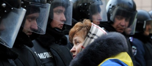 Elbląg solidaryzuje się z Ukrainą.  Zbiórka artykułów i koncert 